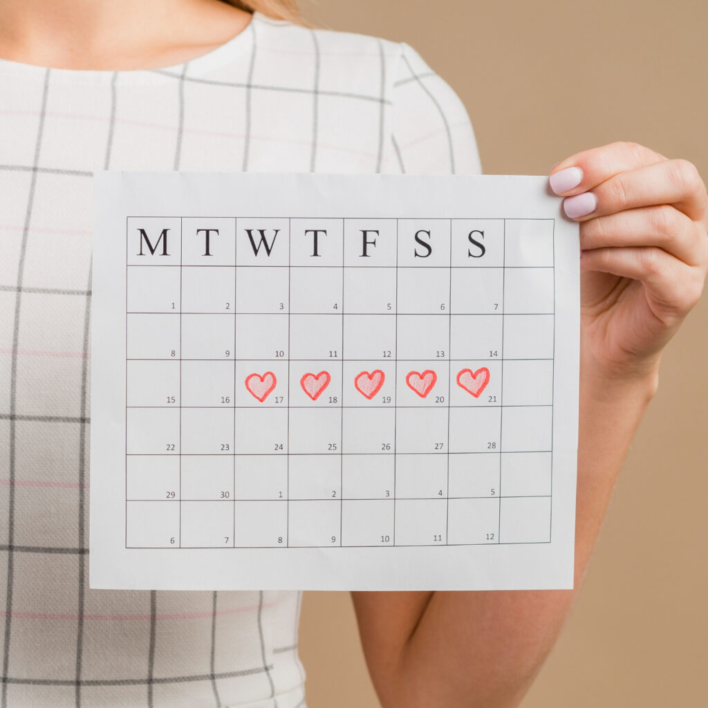 calendário menstrual e planejamento de sessões de acupuntura para cólica